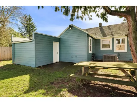 12107 SE Kelly Street Portland OR 97266
