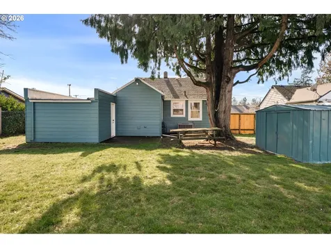 12107 SE Kelly Street Portland OR 97266