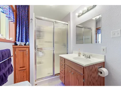 6708 NE 70th Street Vancouver WA 98661