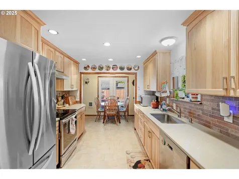 6708 NE 70th Street Vancouver WA 98661