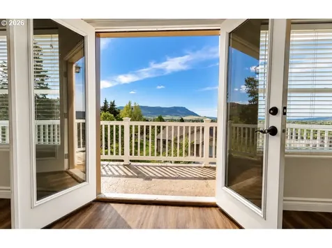 130 Ridge Drive La Grande OR 97850