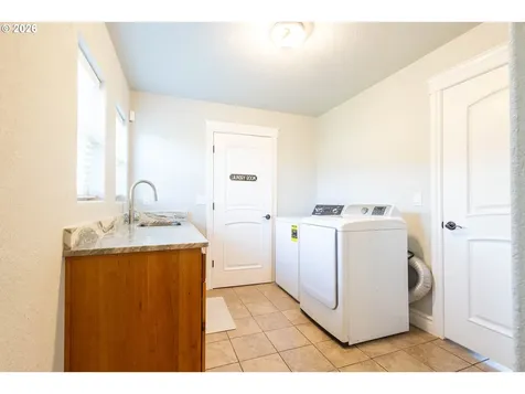 130 Ridge Drive La Grande OR 97850