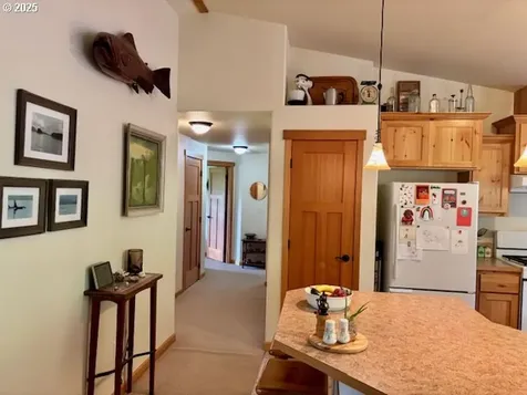 161 Whitney Court Umpqua OR 97486
