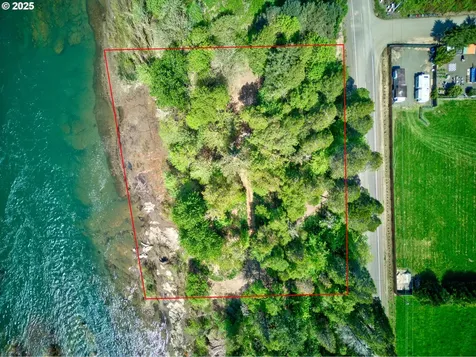 161 Whitney Court Umpqua OR 97486
