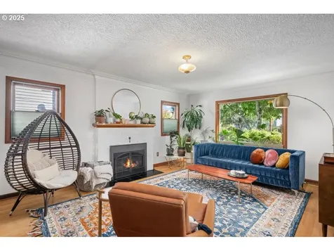 6315 N Montana Avenue Portland OR 97217