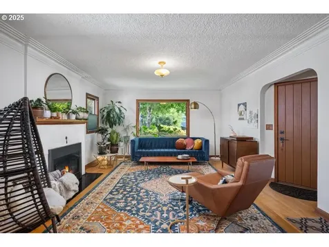 6315 N Montana Avenue Portland OR 97217