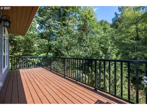 4412 SW Shattuck Road Portland OR 97221