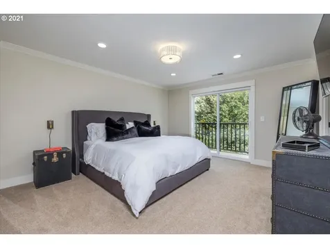 4412 SW Shattuck Road Portland OR 97221