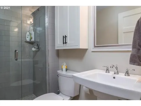 4412 SW Shattuck Road Portland OR 97221