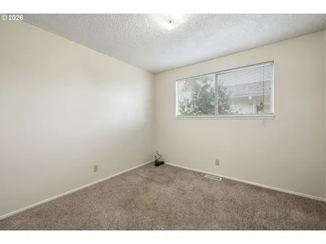 1760 Bryant Avenue Cottage Grove OR 97424