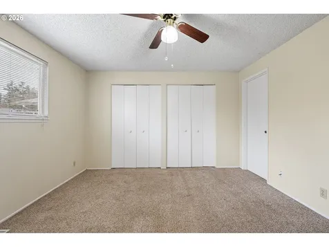 1760 Bryant Avenue Cottage Grove OR 97424