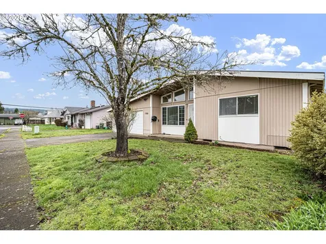 1760 Bryant Avenue Cottage Grove OR 97424