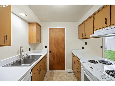 1760 Bryant Avenue Cottage Grove OR 97424