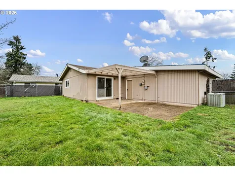 1760 Bryant Avenue Cottage Grove OR 97424