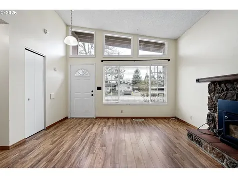 1760 Bryant Avenue Cottage Grove OR 97424