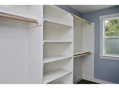 7491 SW 48th Avenue Portland OR 97219