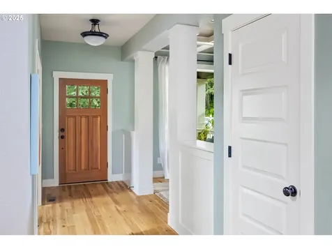 7491 SW 48th Avenue Portland OR 97219