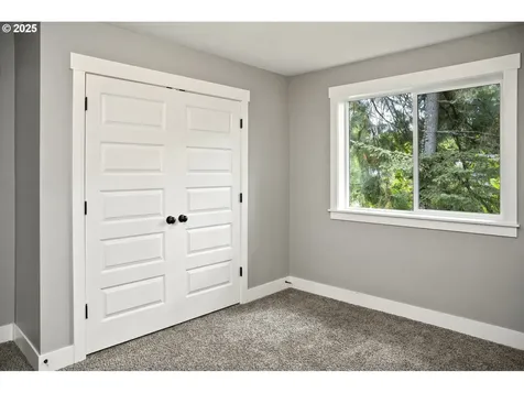 7491 SW 48th Avenue Portland OR 97219