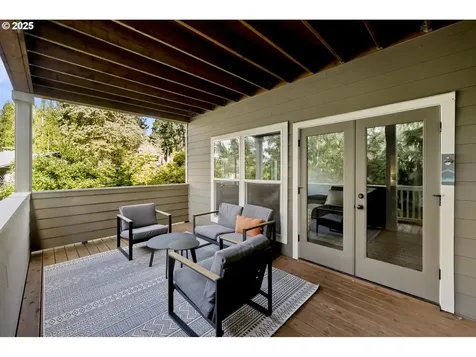 7491 SW 48th Avenue Portland OR 97219