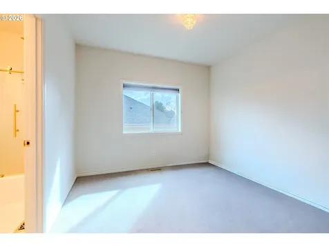 16442 SE High Meadow Loop Portland OR 97236