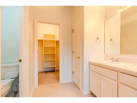 16442 SE High Meadow Loop Portland OR 97236