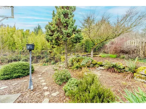 16442 SE High Meadow Loop Portland OR 97236