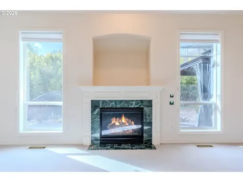 16442 SE High Meadow Loop Portland OR 97236