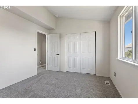 17006 SE 6th Street Vancouver WA 98684