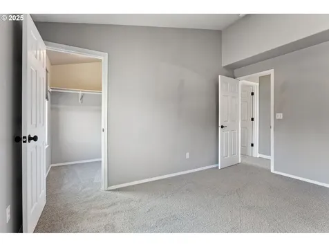 17006 SE 6th Street Vancouver WA 98684