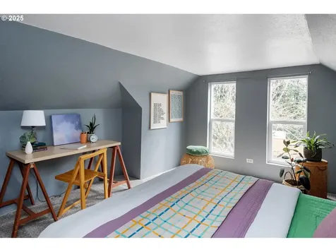 1225 NE Webster Street Portland OR 97211