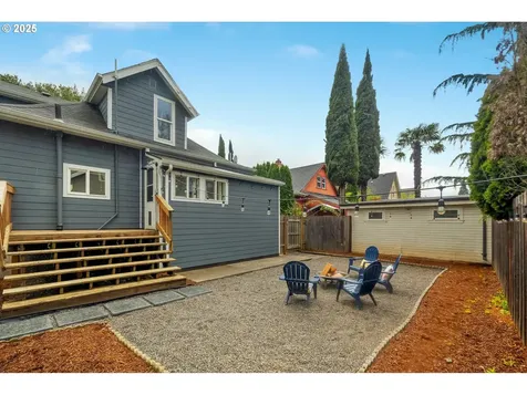 1225 NE Webster Street Portland OR 97211