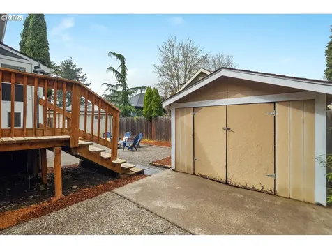 1225 NE Webster Street Portland OR 97211