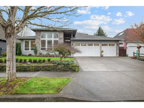 2190 River Heights Circle West Linn OR 97068