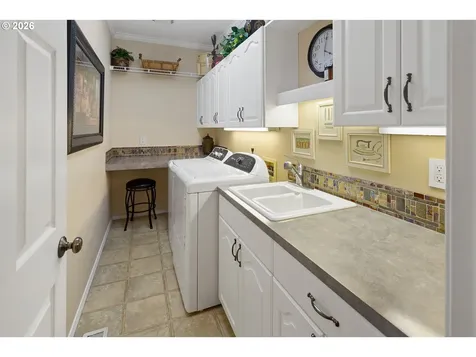 2190 River Heights Circle West Linn OR 97068