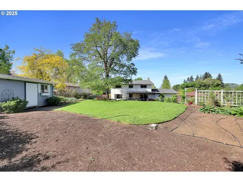 1925 Coventry Way Eugene OR 97405