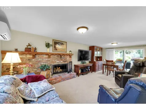 1925 Coventry Way Eugene OR 97405