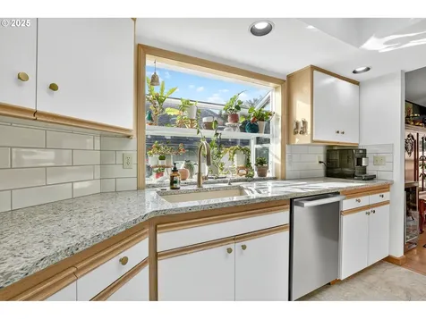16333 SW 129th Terrace Portland OR 97224
