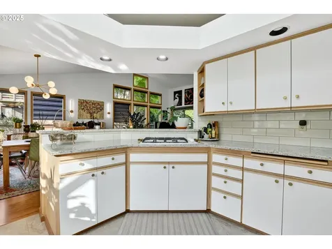 16333 SW 129th Terrace Portland OR 97224