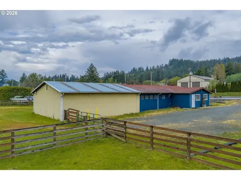 1980 Roseburg Road Myrtle Point OR 97458