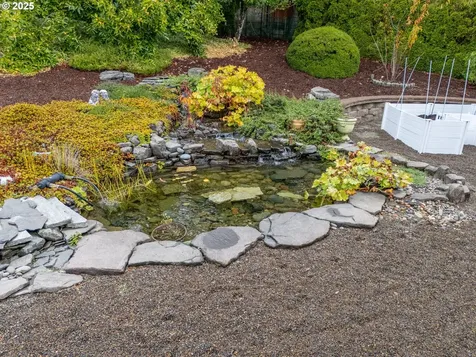 3269 NW Silktassel Drive Corvallis OR 97330