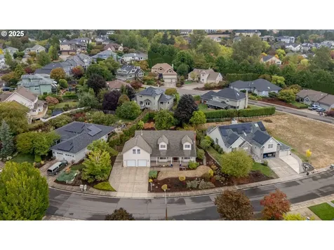 3269 NW Silktassel Drive Corvallis OR 97330