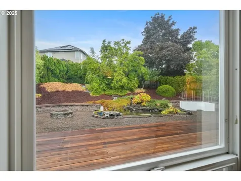 3269 NW Silktassel Drive Corvallis OR 97330
