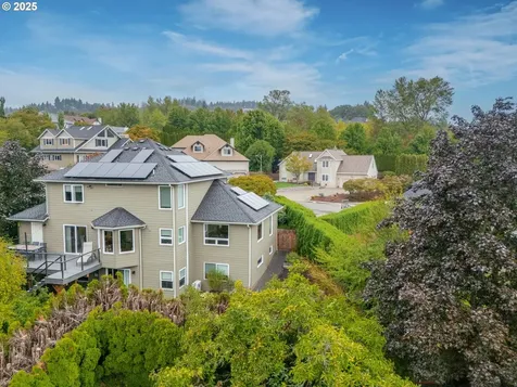 3269 NW Silktassel Drive Corvallis OR 97330