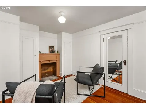 1427 SE Taylor Street Portland OR 97214