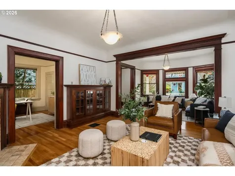 1427 SE Taylor Street Portland OR 97214