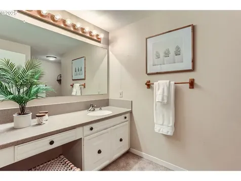 14460 NW Oakhills Drive Beaverton OR 97006