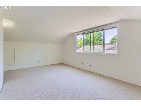 14460 NW Oakhills Drive Beaverton OR 97006