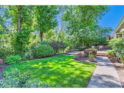 14460 NW Oakhills Drive Beaverton OR 97006