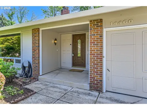 14460 NW Oakhills Drive Beaverton OR 97006