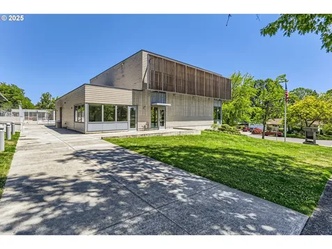 14460 NW Oakhills Drive Beaverton OR 97006